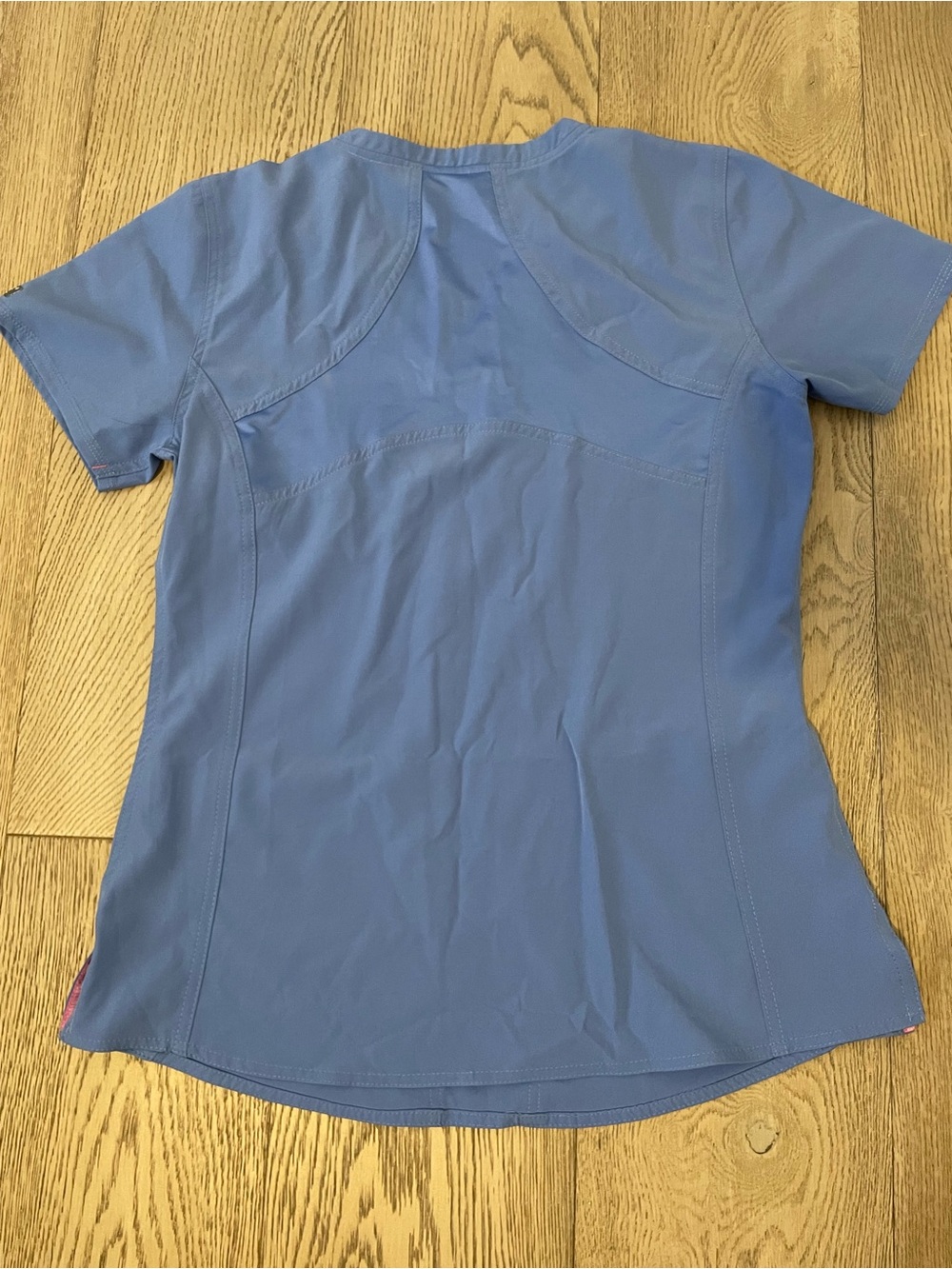 Med Couture Women’s Scrubs Set - Picture 2 of 4